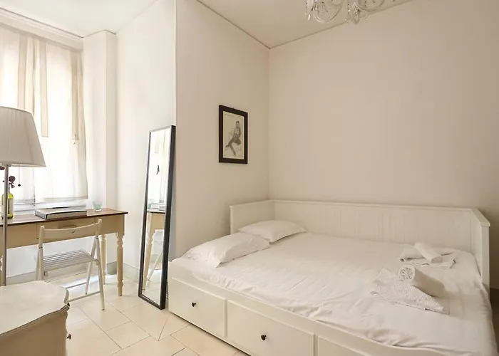 Belle Donne Historical Apartment - City Center